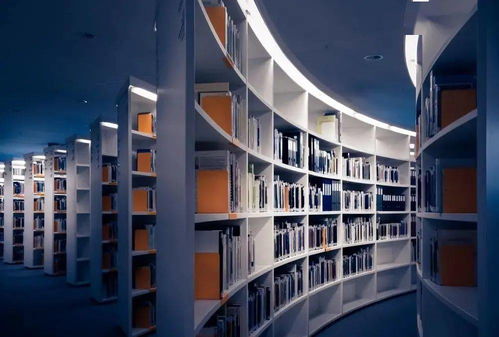 新课改背景下“四课一体”的智慧化实践路径 说课、讲课、听课、评课与互联网科技创新的融合探索